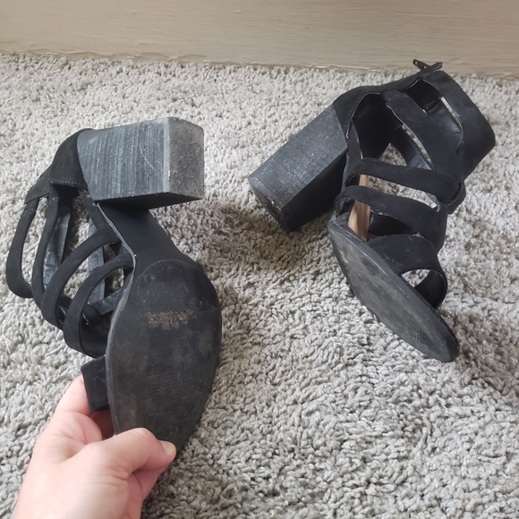 Melrose and Market "Rory" Strappy Block Heel Sandal - Black size 8.5 - Picture 6 of 9